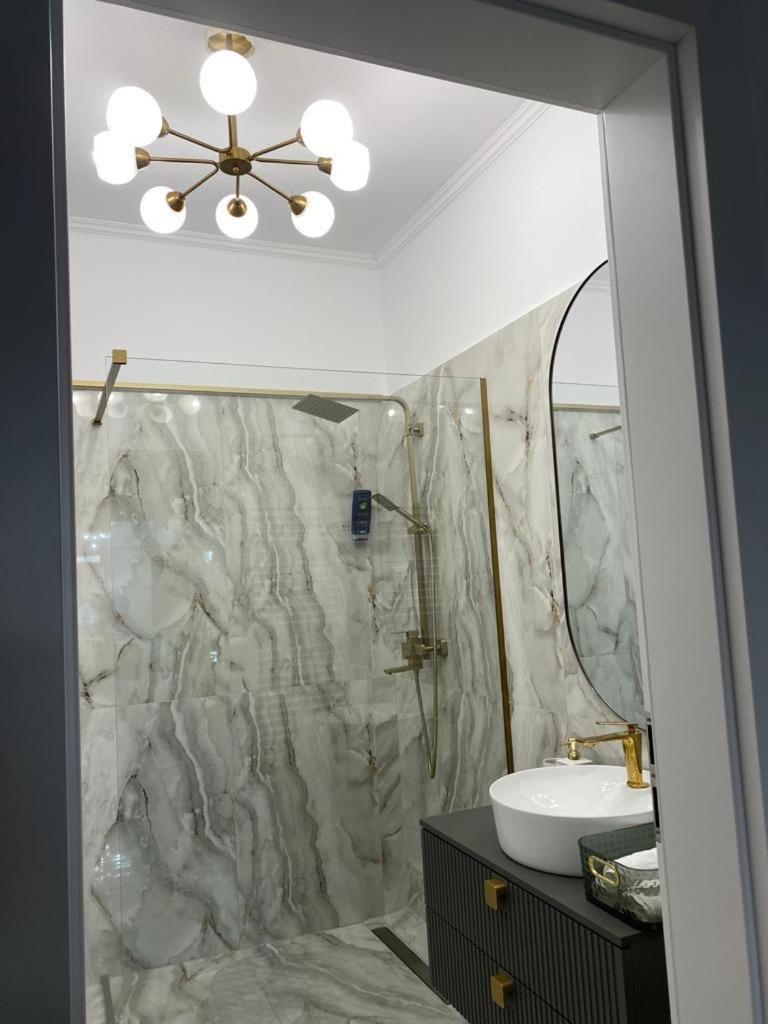 Elite Apartment Sibiu Esterno foto
